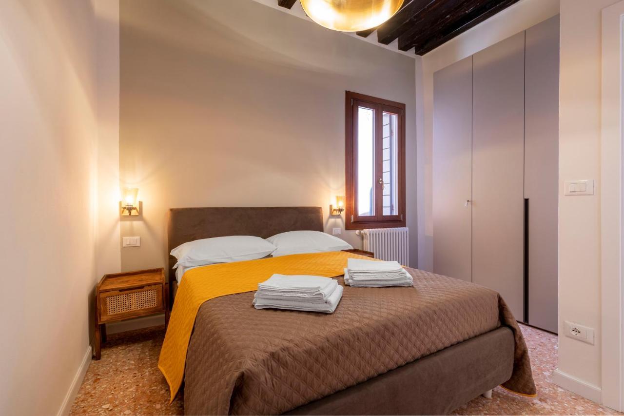 Querini Suite-balcony On Canal, Close To San Marco Veneza